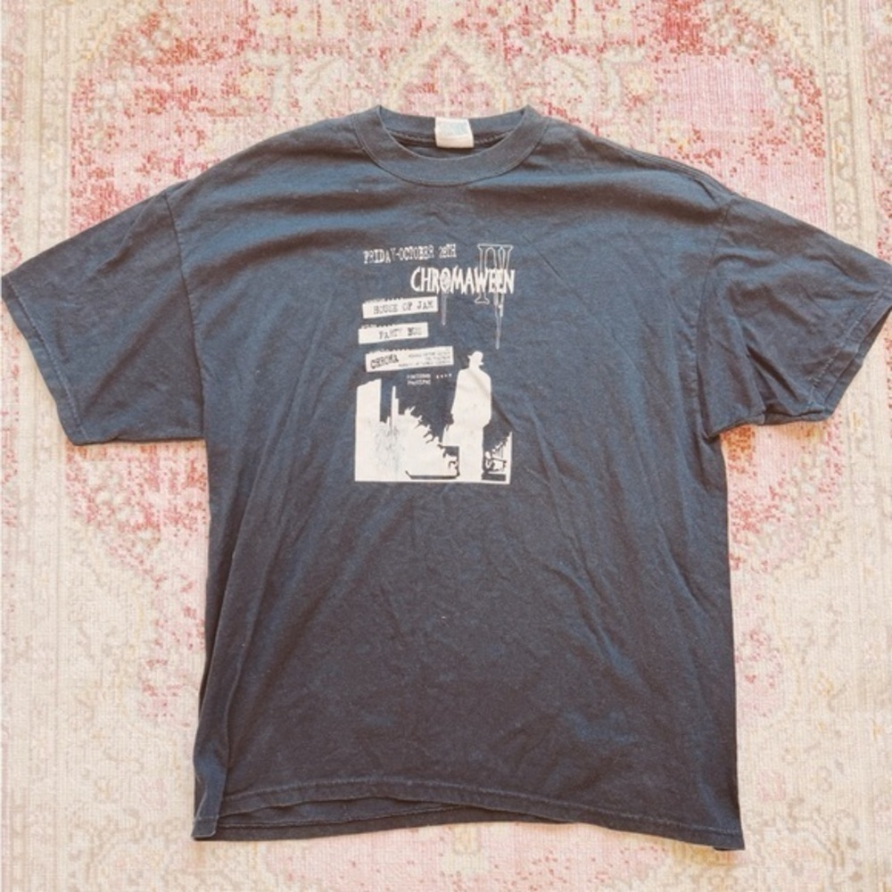 Hanes HeavyWeight, Men’s Vintage Graphic Black T-Shirt
